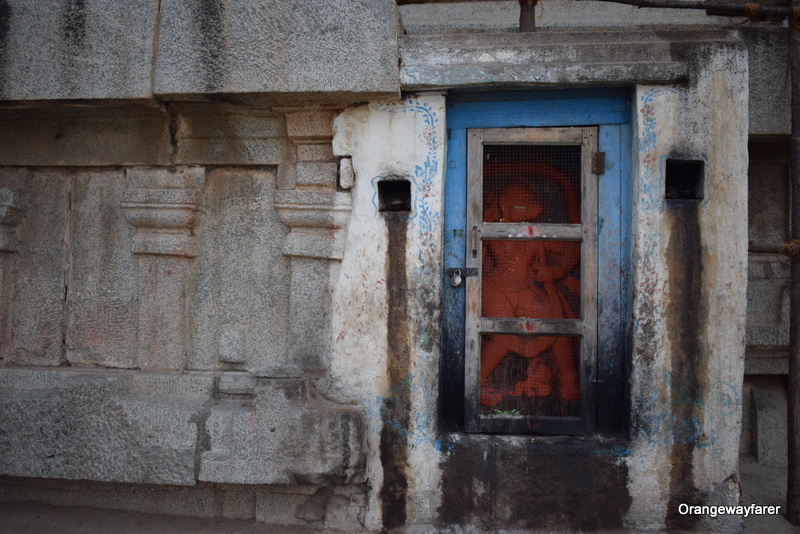 The lost kingdom of Hampi - Orange Wayfarer